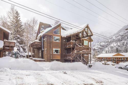 Alpenglow Unit 6