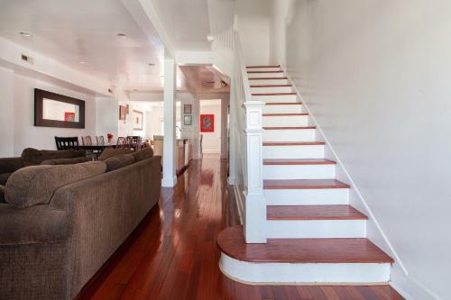 Apartamento Spacious, Relaxing, 4 Bd 3.5 Ba Home In Petworth!