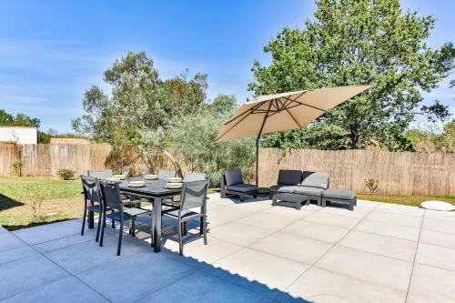 Tr�s Jolie Maison Familiale Avec Piscine
