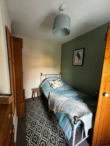 Quaint 2 Bedroom Cottage In Beautiful Village
