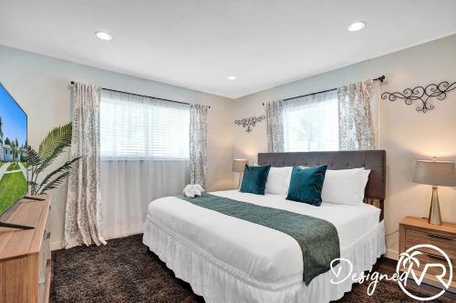 Modern 5br With Private Heated Pool