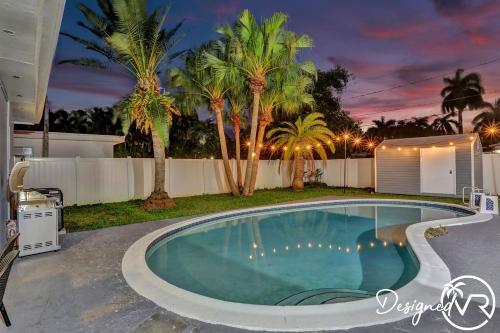 Modern 5br With Private Heated Pool