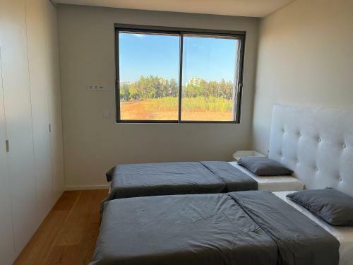 Gorgeous Apartment With Pools And Golf Court View