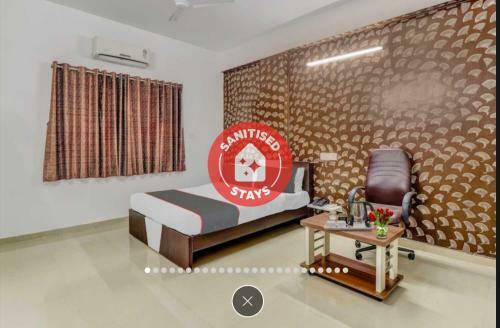 Oyo 92166 Hotel Vijit Palace