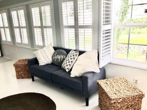Tiny House 1 Cottage Downtown Mt. Dora Location