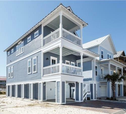 Sea View Play Home