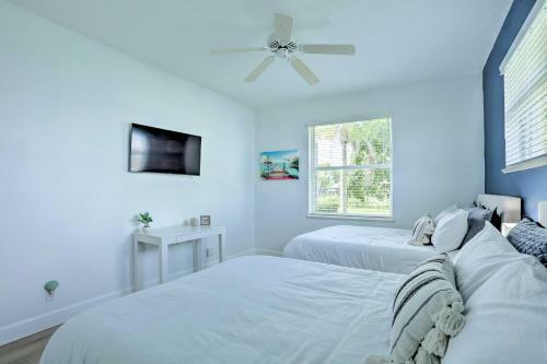 Port St Lucie Escape With Entertainment Room!