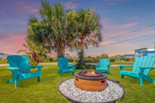 Luxury Ocean Blue Beach House- 3 Bed Room Dog Friendly
