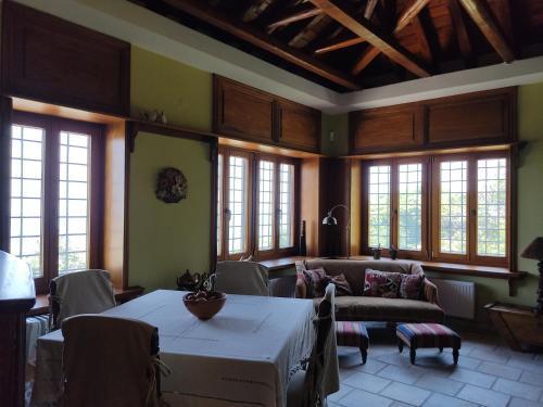 Villa Cozy Blue Stone House With A Great Sea View.