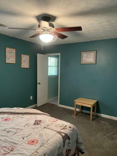 Spacious 2 Story Townhouse, 2 Br Each W/private Bathrooms