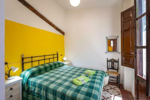 Cozy House For 4 With Patio In Guadix