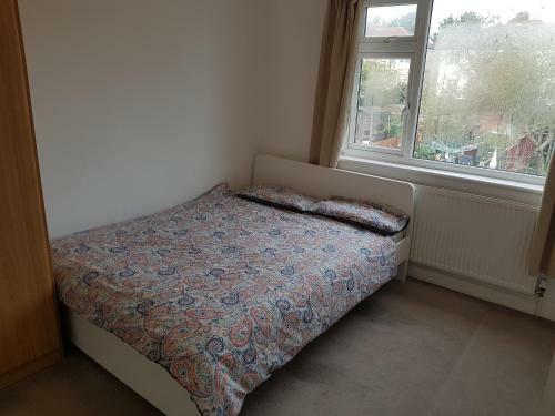 Apartamento Cosy Relaxing 4 Bed Home With 2 Parking Space