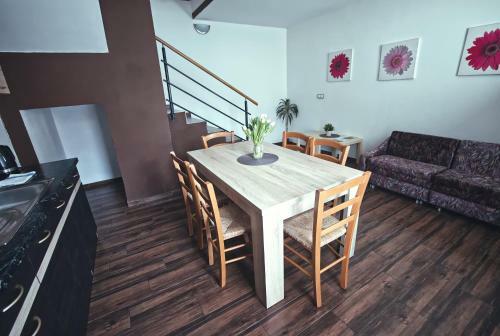 Hostal Penzion Kratochv�l