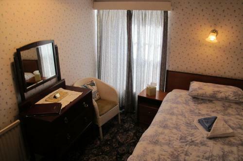 Royal Oak Hotel