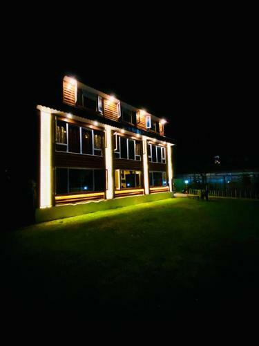 Hotel The River Edge