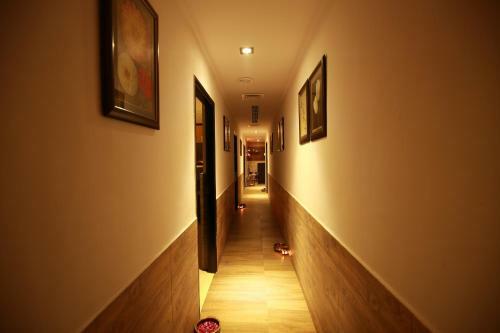 Hotel Uday Residency