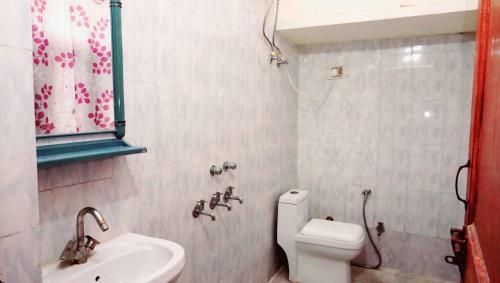 Apartamento Oyo Home 92172 The Blue House