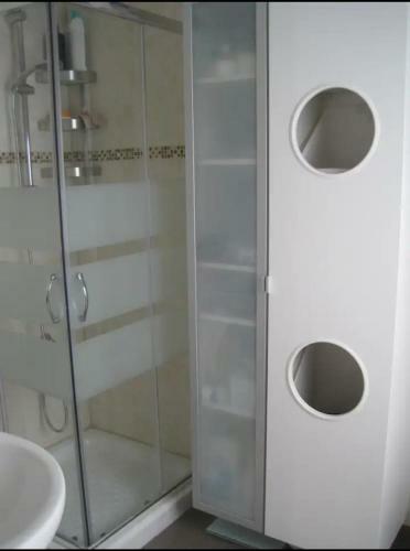 Apartamento Con Terraza, Tipo �tico, Dos Dormitorios Y Sal�n Con Sof� Cama