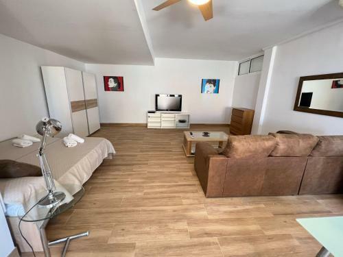Apartamento Estudio Carmenes Del Mar By Apandgo