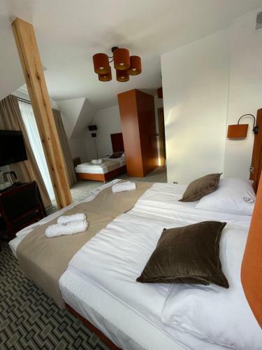 Apartamento Kwarc Restauracja & Pokoje Hotelowe
