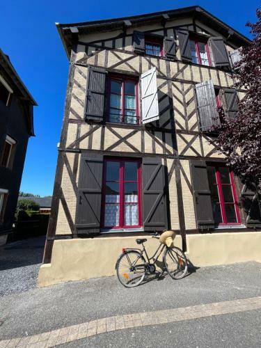 Maison de La Calonne - Riverside House & Terrace