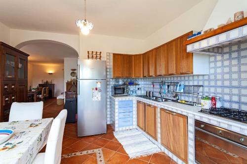 Amore Rentals - Villa The Stone On The Sea