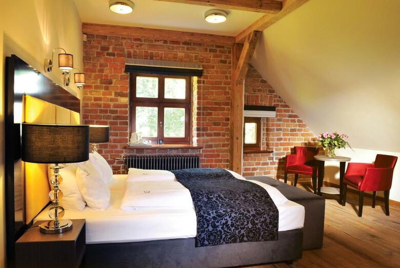 Hostal Palac Pac�ltowo