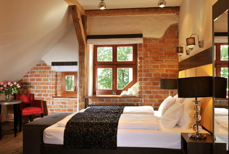 Hostal Palac Pac�ltowo