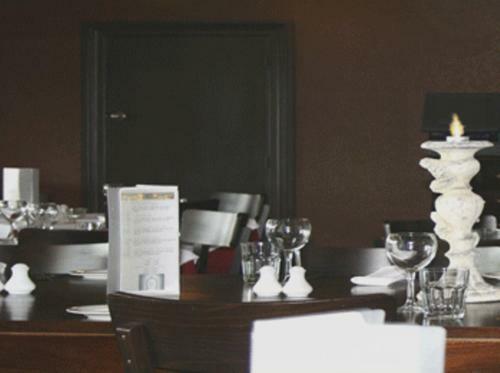 Opononi Hotel