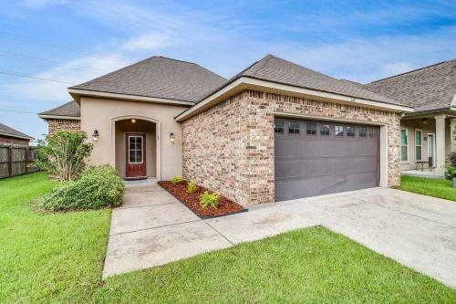Villa Middle Of Town, King Bed, Separate Shower, 3b/2b