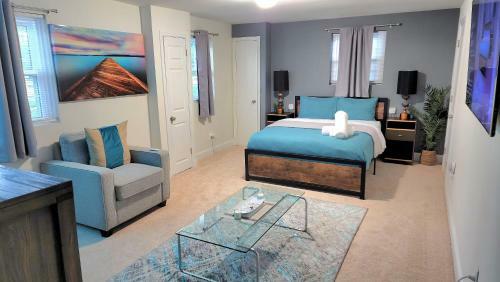 Private Ground Level Suite With Patio