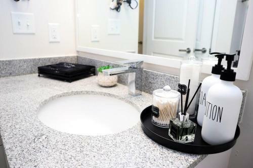Apartamento Lux Hideaway Dwtwn Harbor : Sports : Shopping