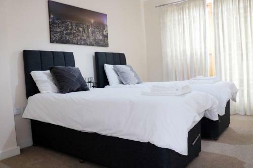 Bright & Cosy 2bed Apartment In Mk Centre +parking