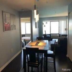 Apartamento Luxury Condo With Riverview Of Canada