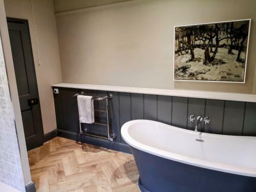 Stunning New Forest Cottage Close To Paultons Park