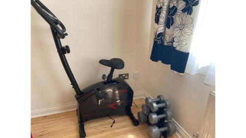 Pass The Keys Central Oxford 2 Bed Apartment With Parking