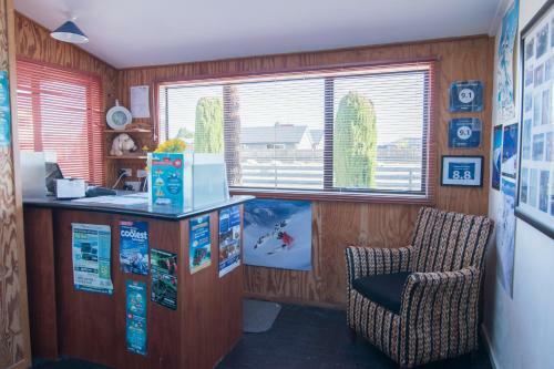 Redwood Lodge