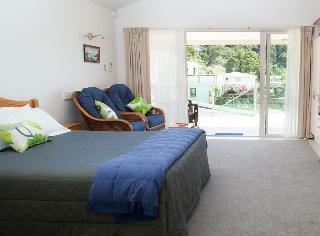 Admirals View Lodge