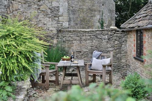 The Bothy Beverston Castle