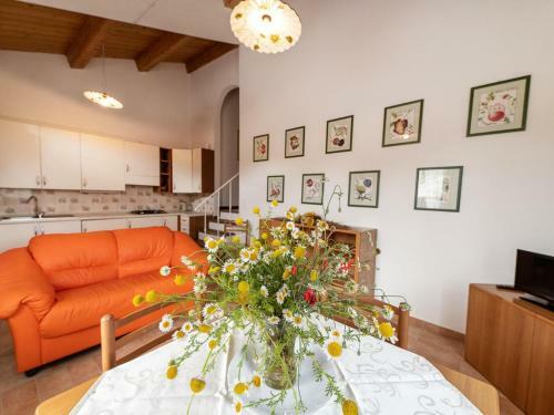 Lovely Apartment In Sassoferrato With Garden
