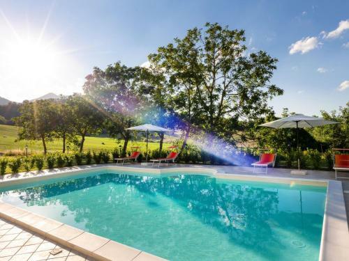 Lovely Apartment In Sassoferrato With Garden