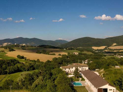 Lovely Apartment In Sassoferrato With Garden