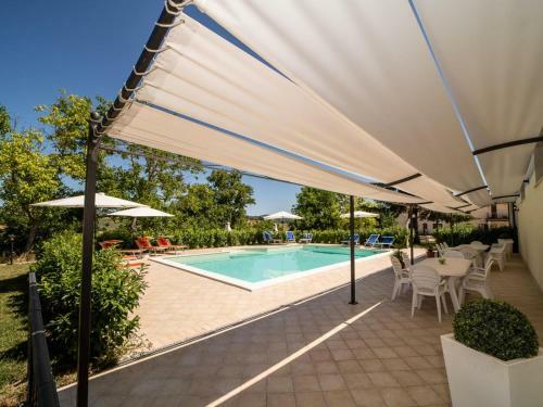 Lovely Apartment In Sassoferrato With Garden