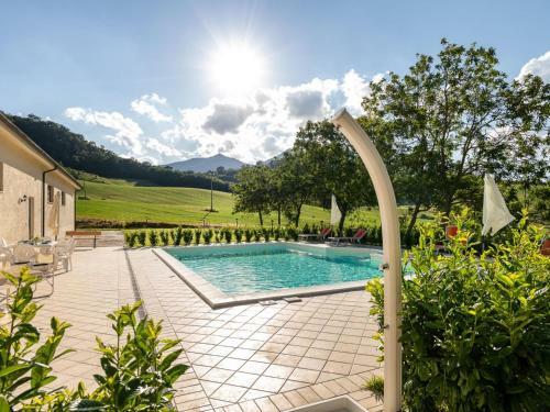 Welcoming Apartment In Sassoferrato With Garden