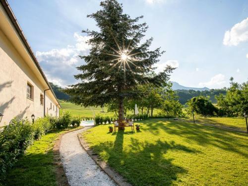 Welcoming Apartment In Sassoferrato With Garden