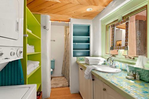 632 Old Santa Fe Trail
