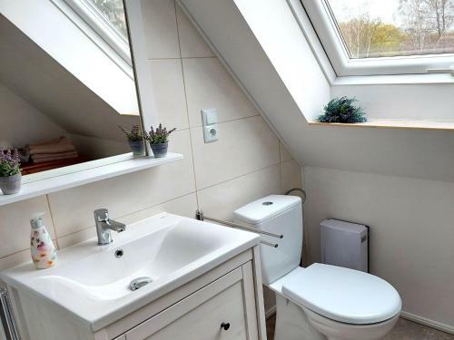 Cozy Holiday Home On The Plauer See With Garden