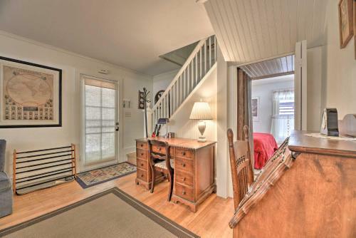 Charming Chautauqua Cottage With Screened Porch