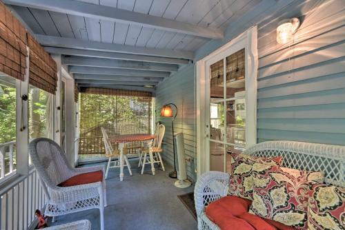 Charming Chautauqua Cottage With Screened Porch