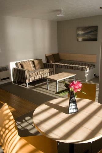 Akaroa Waterfront Motels